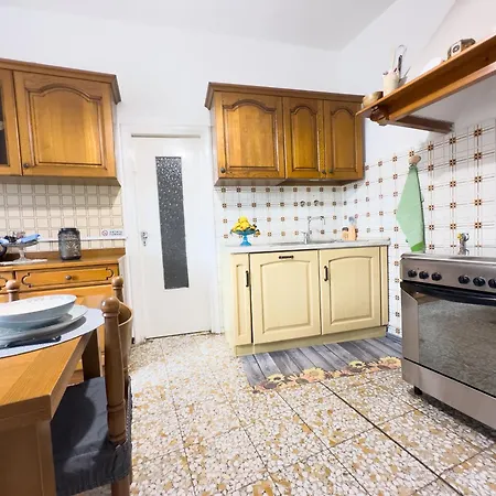 L&r - Casa Illiade Con Posto Auto, Terrazza Panoramica E Wi-fi Санремо